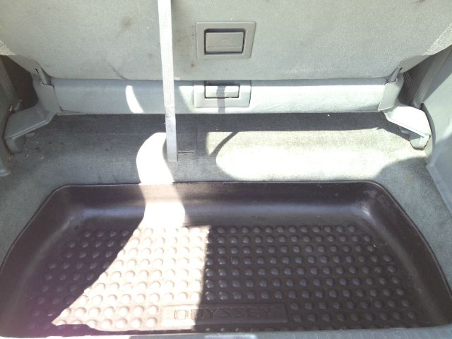 Honda Odyssey 2001 photo 3