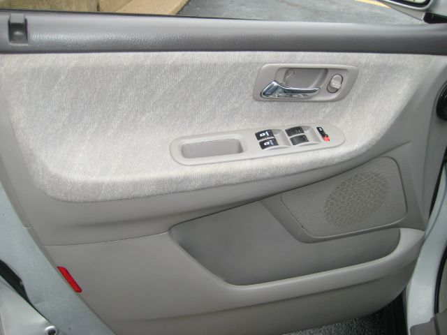 Honda Odyssey 2001 photo 6