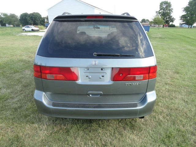 Honda Odyssey 2001 photo 2