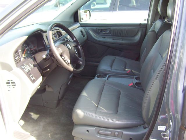 Honda Odyssey 2002 photo 3