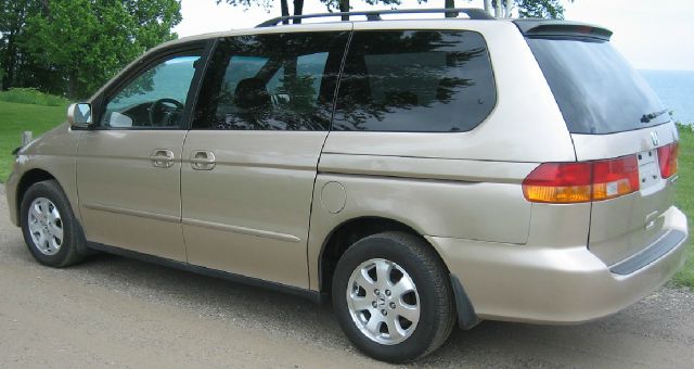 Honda Odyssey 2002 photo 1