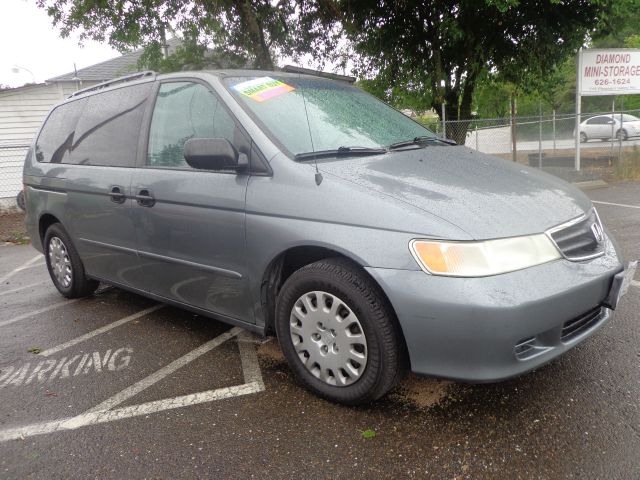 Honda Odyssey 2002 photo 2