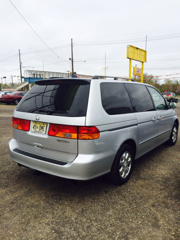 Honda Odyssey 2002 photo 4