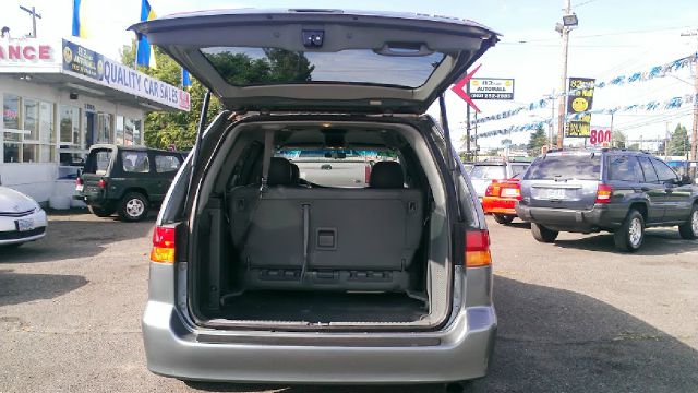 Honda Odyssey LS 2WD MiniVan