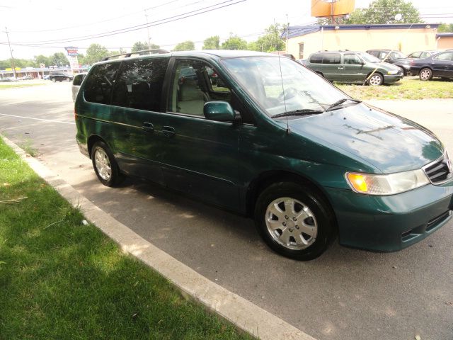 Honda Odyssey 2002 photo 2