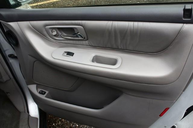 Honda Odyssey 2002 photo 14