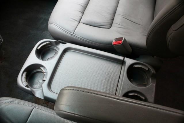 Honda Odyssey 2002 photo 25