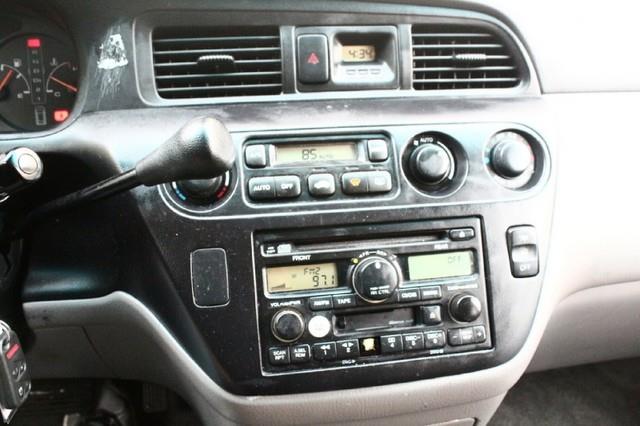 Honda Odyssey 2002 photo 27