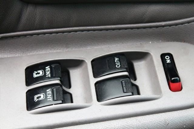 Honda Odyssey 2002 photo 32