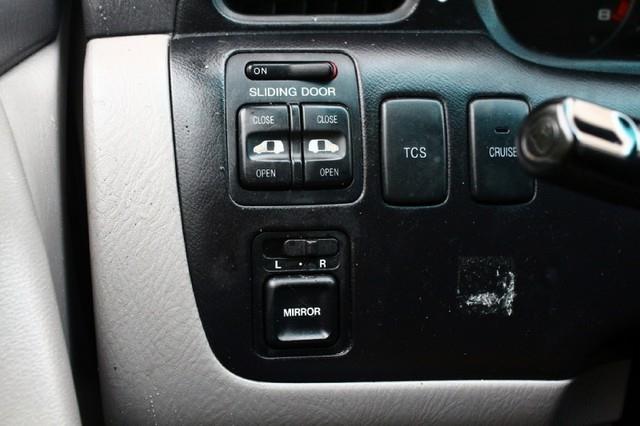 Honda Odyssey 2002 photo 6