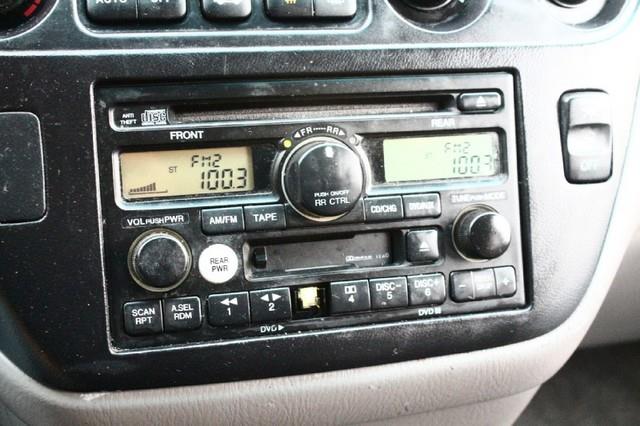 Honda Odyssey 2002 photo 7