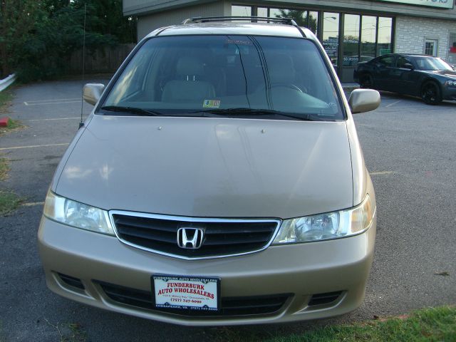 Honda Odyssey 2002 photo 4
