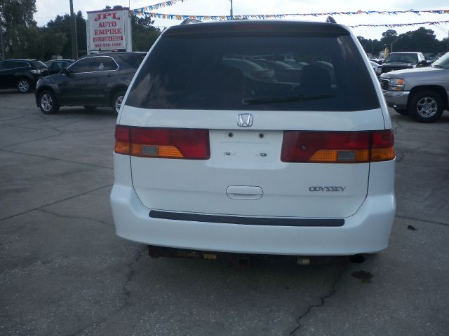 Honda Odyssey 2002 photo 2