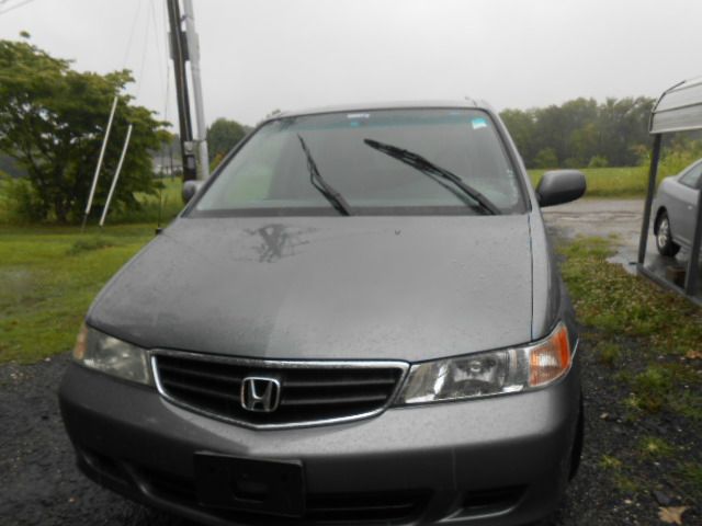 Honda Odyssey 2002 photo 2