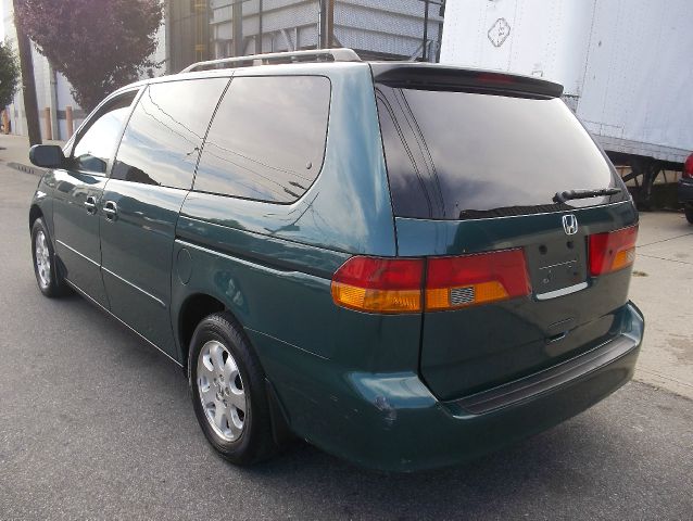 Honda Odyssey 2003 photo 4