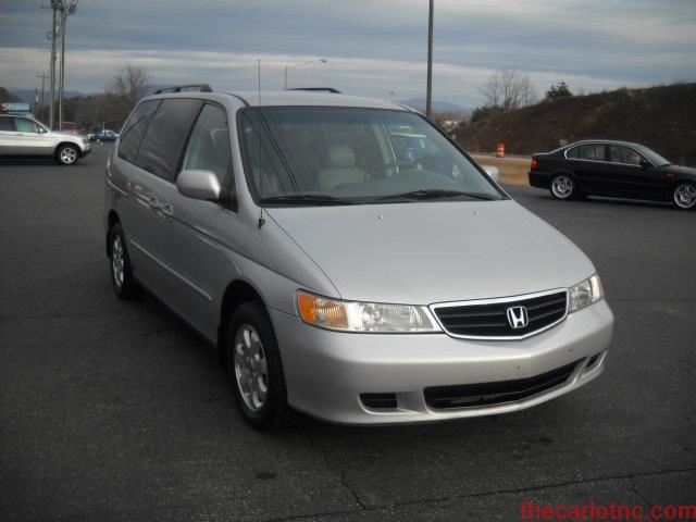 Honda Odyssey 2003 photo 4