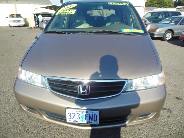 Honda Odyssey 2003 photo 1