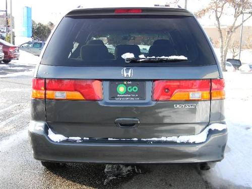 Honda Odyssey 2003 photo 1