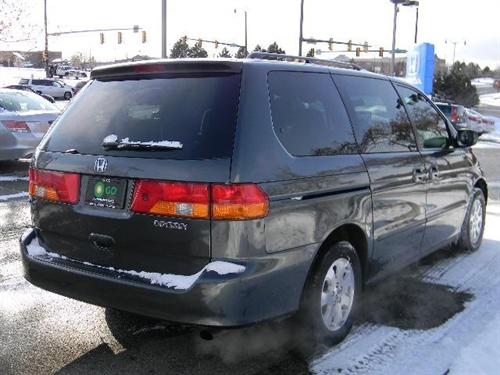 Honda Odyssey 2003 photo 2