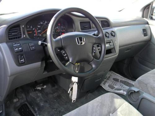 Honda Odyssey 2003 photo 3