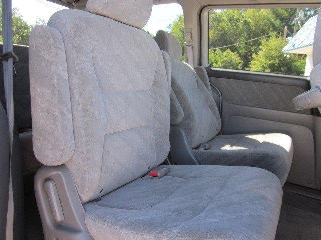 Honda Odyssey 2003 photo 3