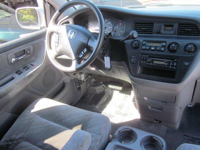 Honda Odyssey 2003 photo 5