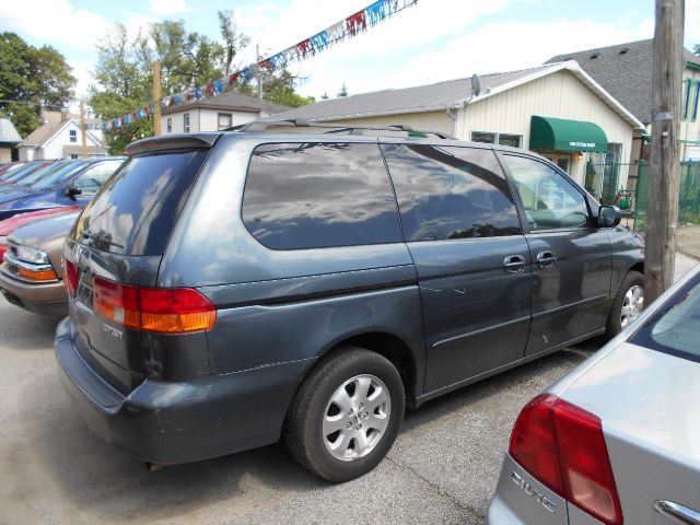 Honda Odyssey 2003 photo 2