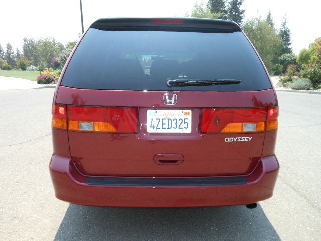 Honda Odyssey 2003 photo 1