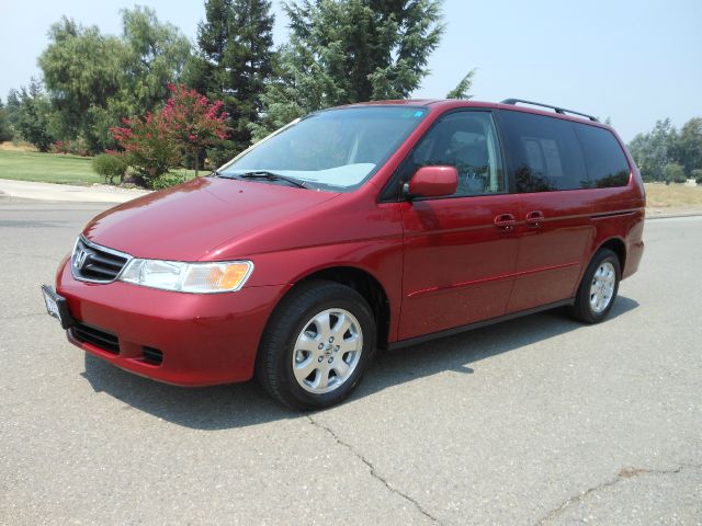 Honda Odyssey 2003 photo 3