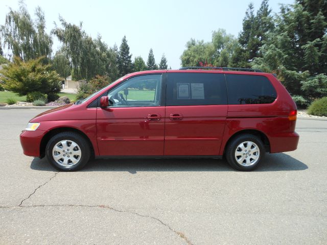 Honda Odyssey 2003 photo 4