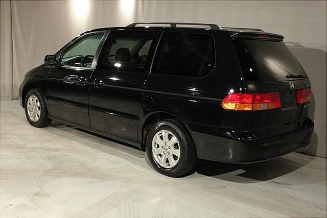Honda Odyssey 2003 photo 3