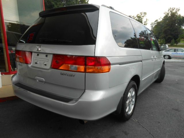 Honda Odyssey 2003 photo 4
