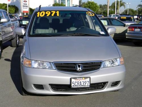 Honda Odyssey 2003 photo 2