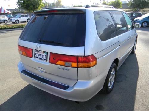 Honda Odyssey 2003 photo 4