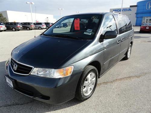 Honda Odyssey 2003 photo 2