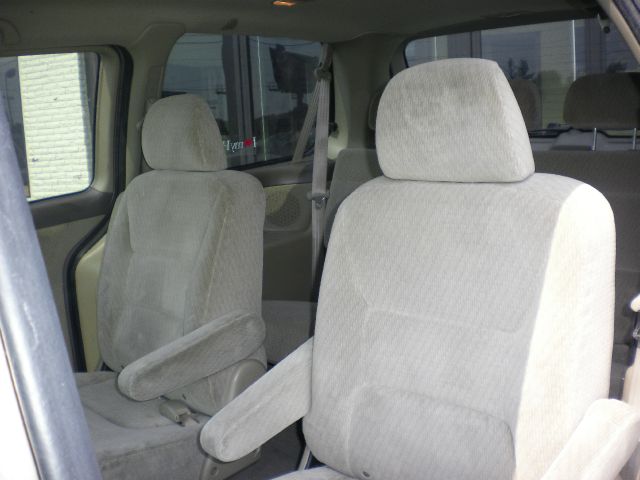 Honda Odyssey 2003 photo 2