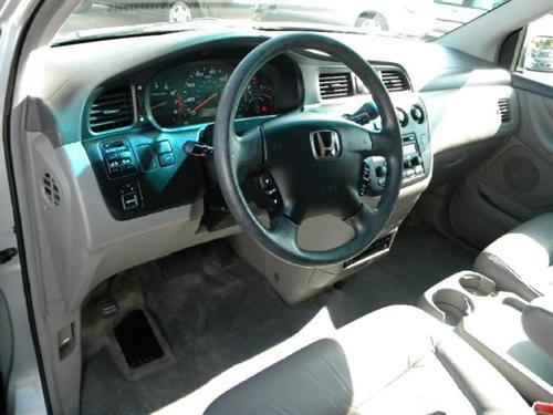 Honda Odyssey 2003 photo 4