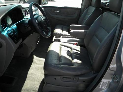 Honda Odyssey 2003 photo 5