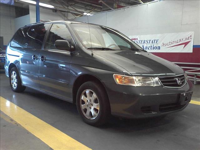 Honda Odyssey 2003 photo 2