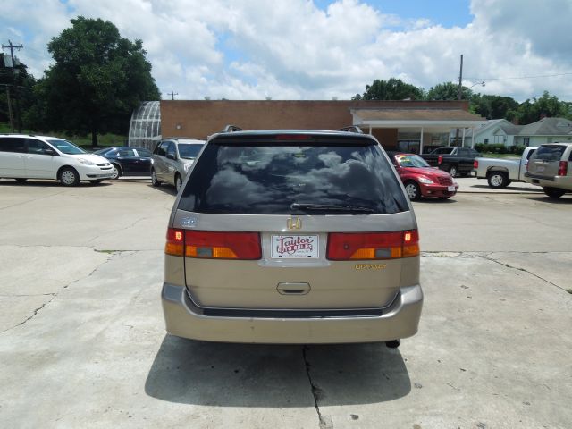 Honda Odyssey 2003 photo 1