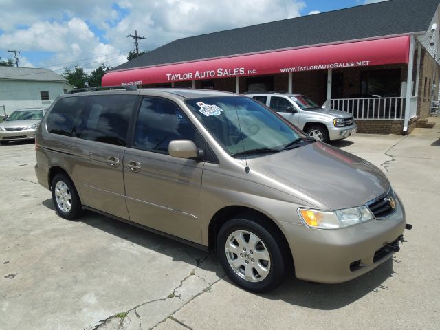Honda Odyssey 2003 photo 3
