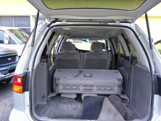 Honda Odyssey 2003 photo 3