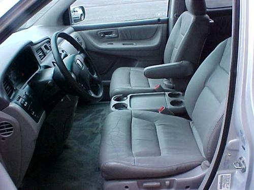 Honda Odyssey 2003 photo 1