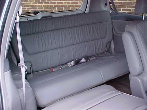 Honda Odyssey 2003 photo 3