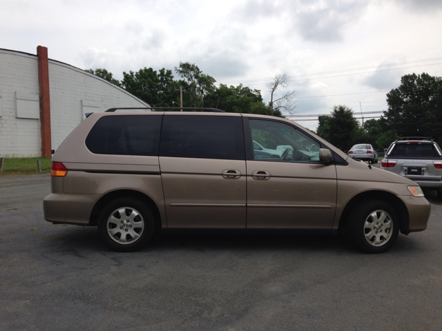 Honda Odyssey 2003 photo 1