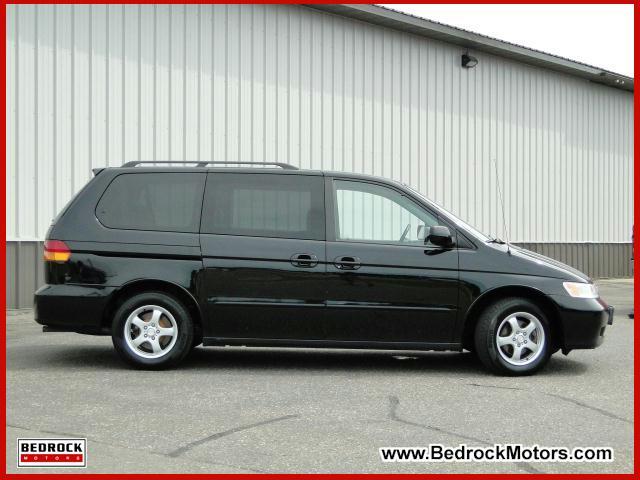 Honda Odyssey 2003 photo 1