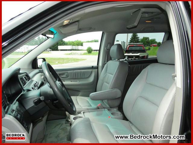 Honda Odyssey 2003 photo 4