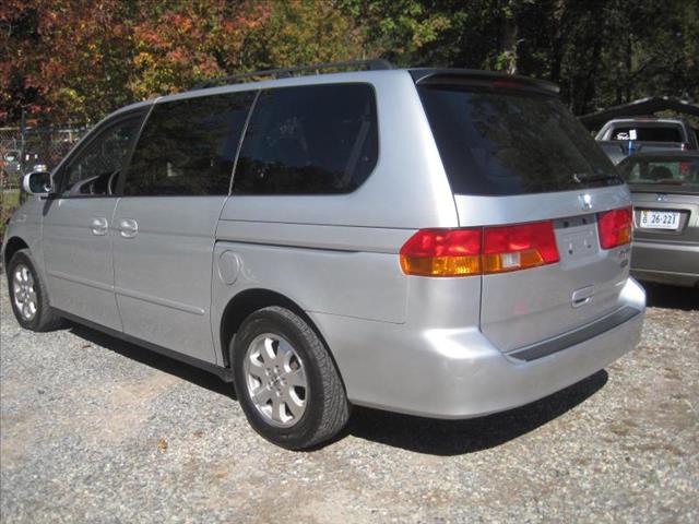 Honda Odyssey 2003 photo 1