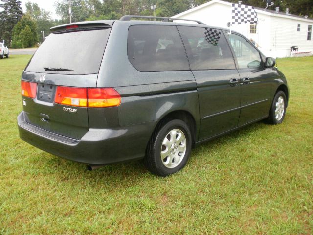 Honda Odyssey 2003 photo 1