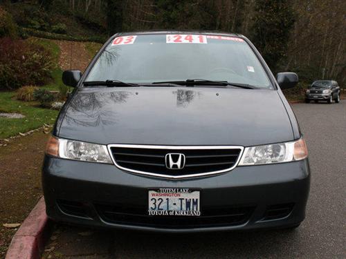 Honda Odyssey 2003 photo 1
